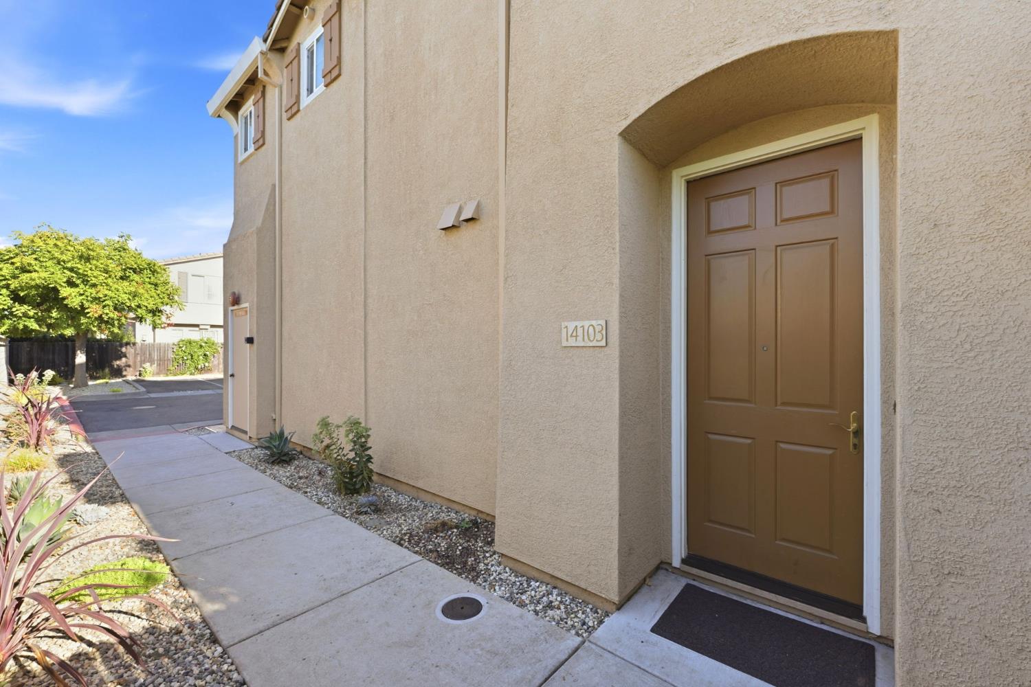 7515 Sheldon Road 14103