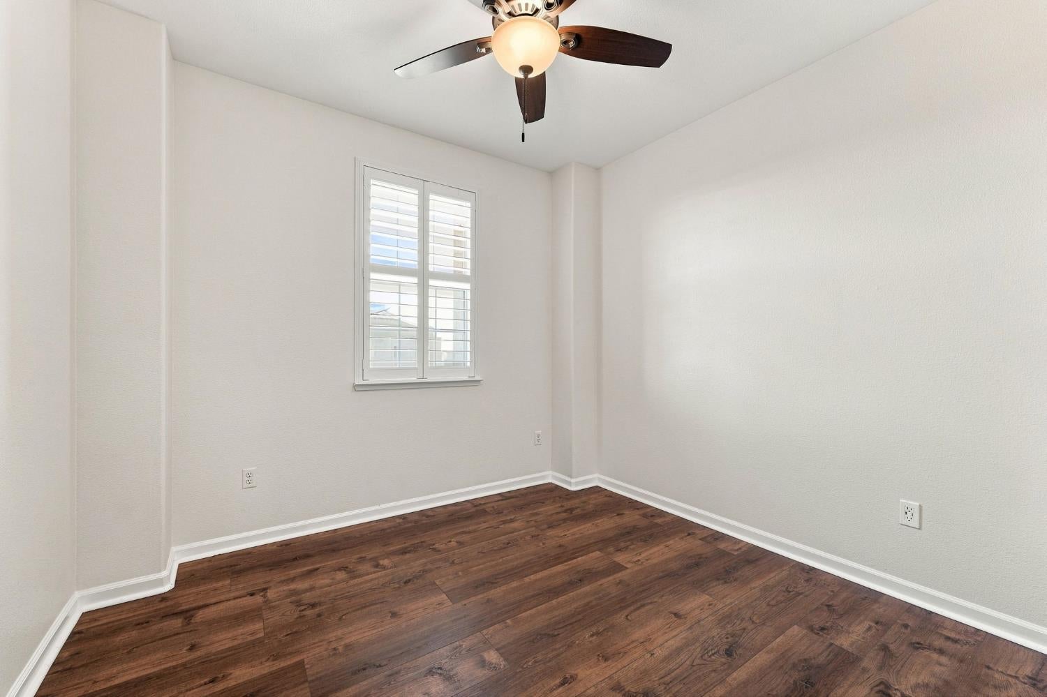 7515 Sheldon Road 14103