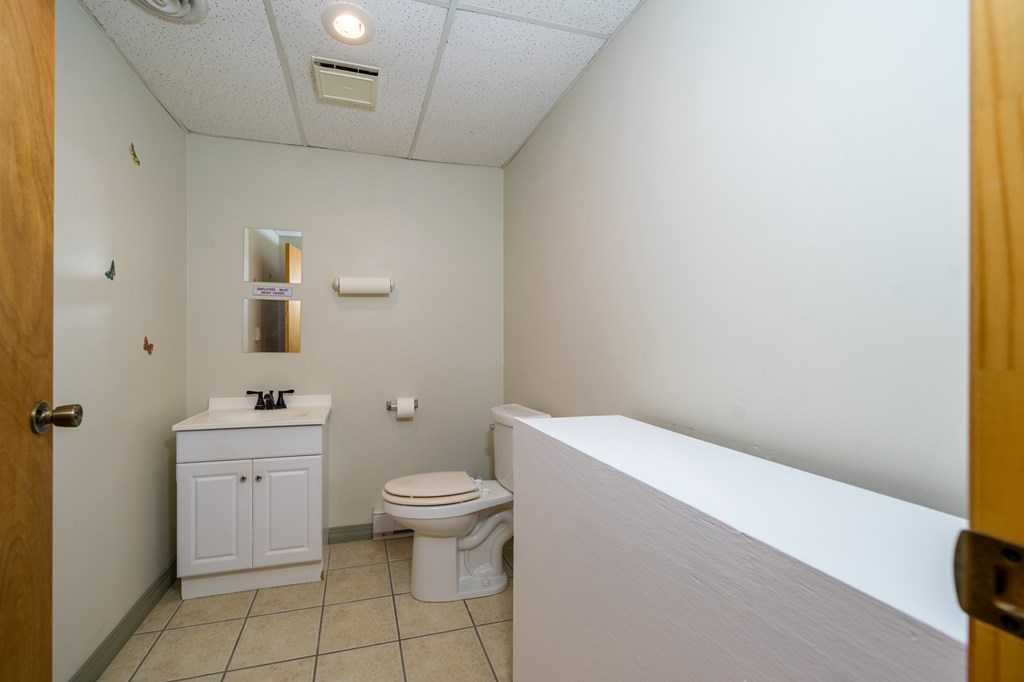 523 S Main St, Athens