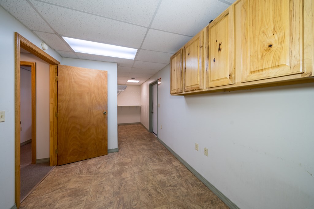 523 S Main St, Athens