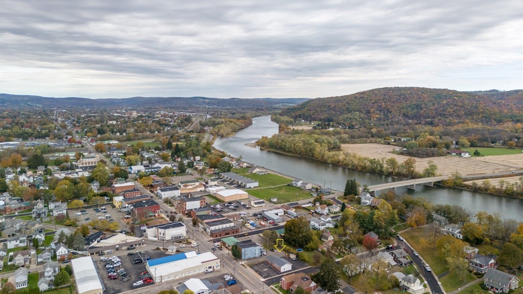 523 S Main St, Athens