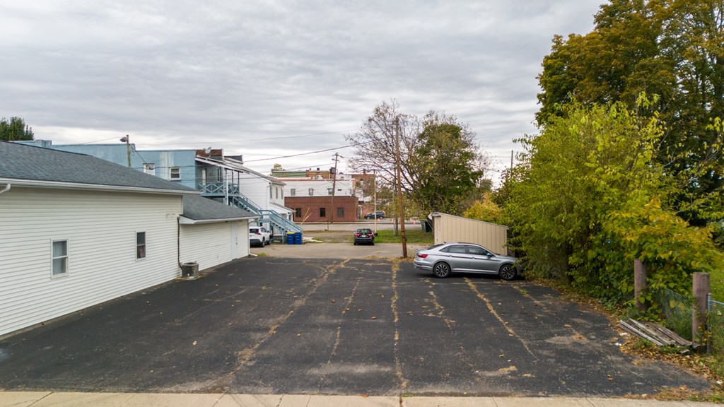 523 S Main St, Athens