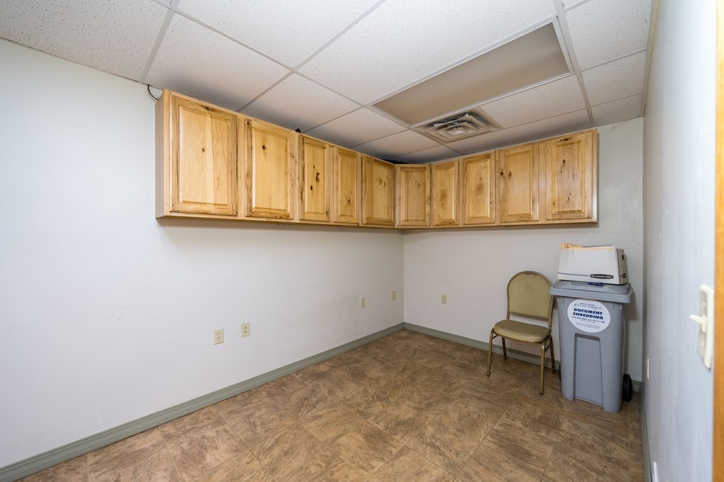 523 S Main St, Athens