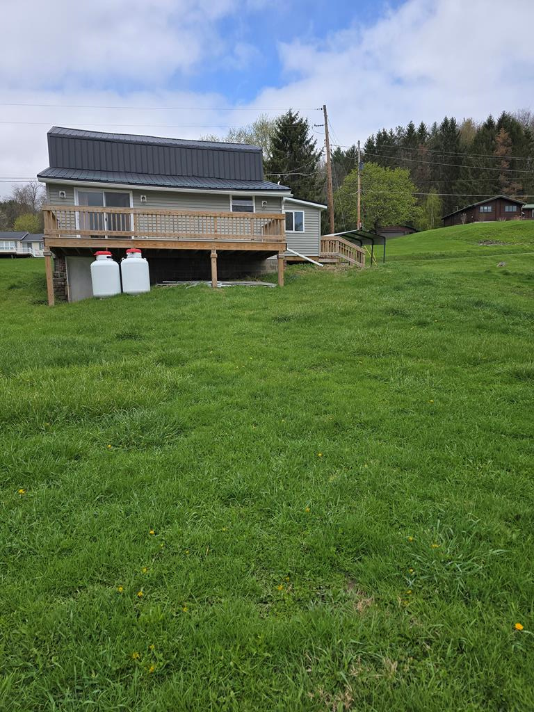 696 Walker Hill Rd