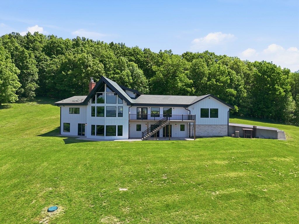 1383 Orange Hill