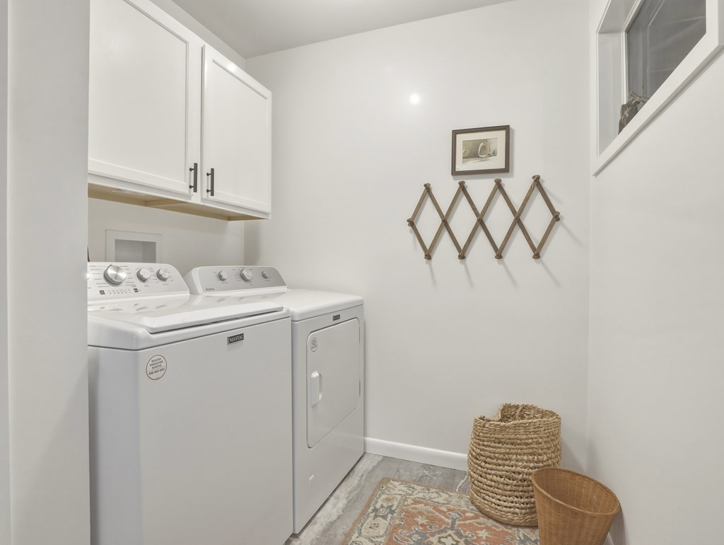 1383 Orange Hill
