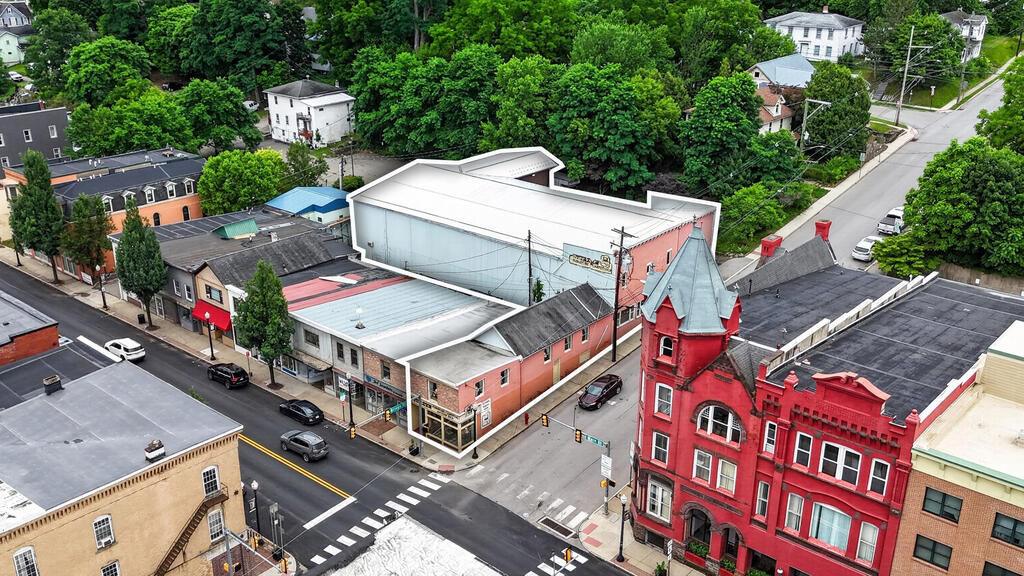 500 Main St
