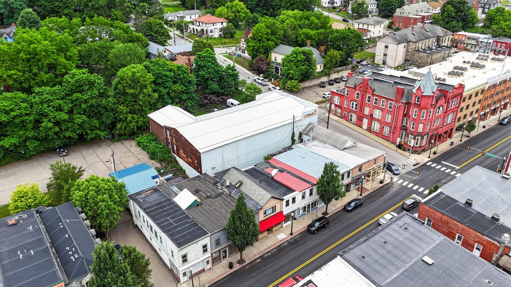 500 Main St