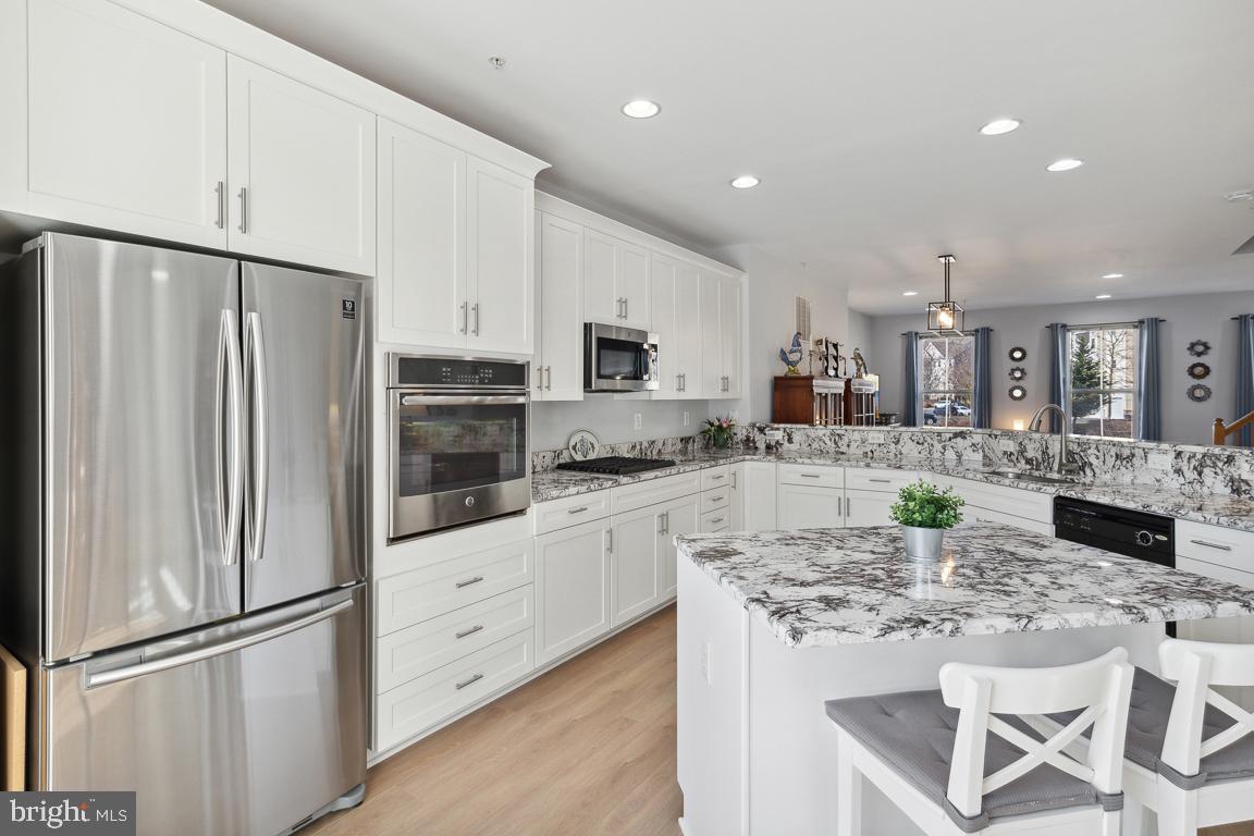 904 Kestrel Ct