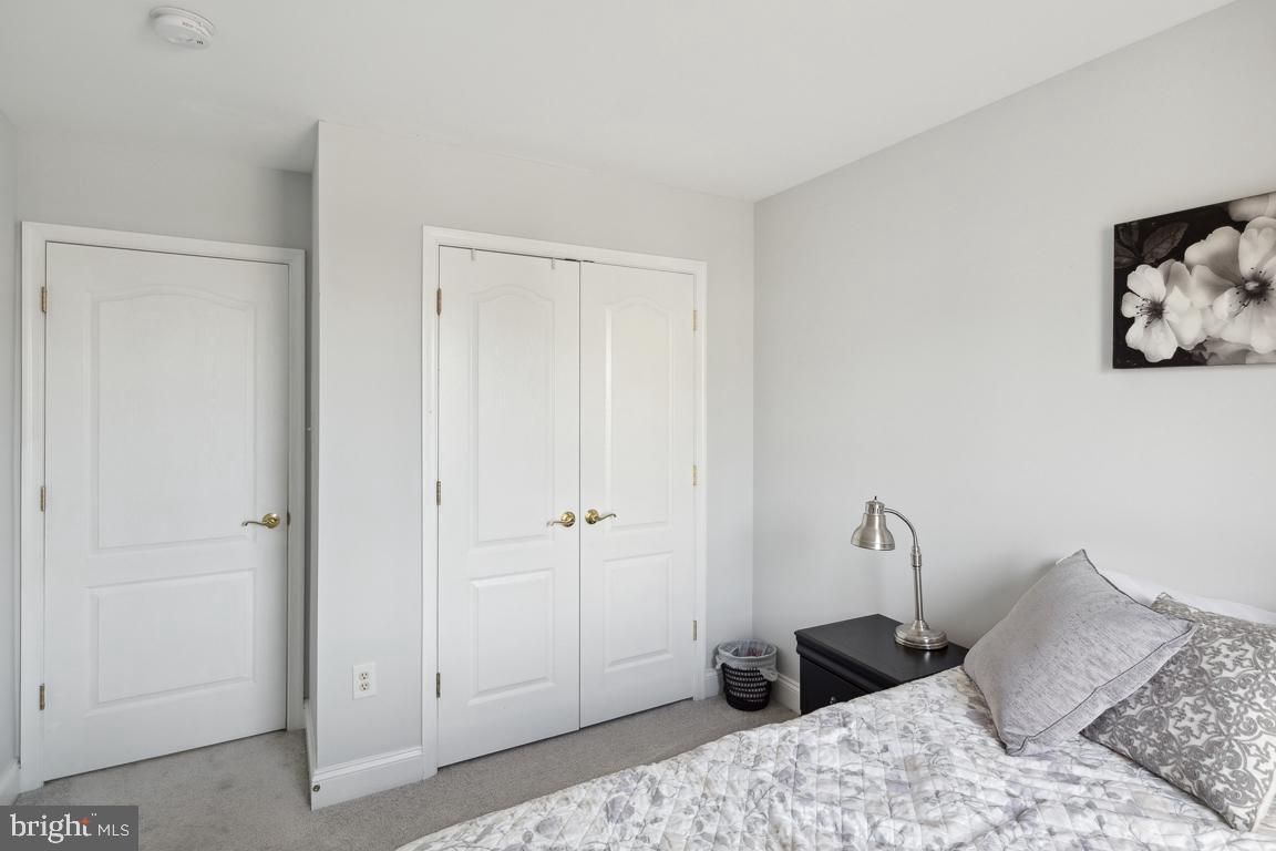 904 Kestrel Ct
