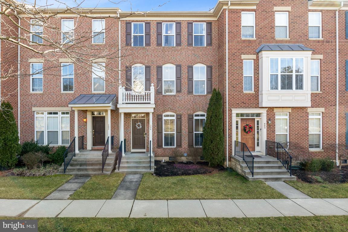 904 Kestrel Ct