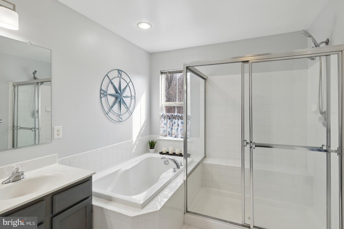 904 Kestrel Ct