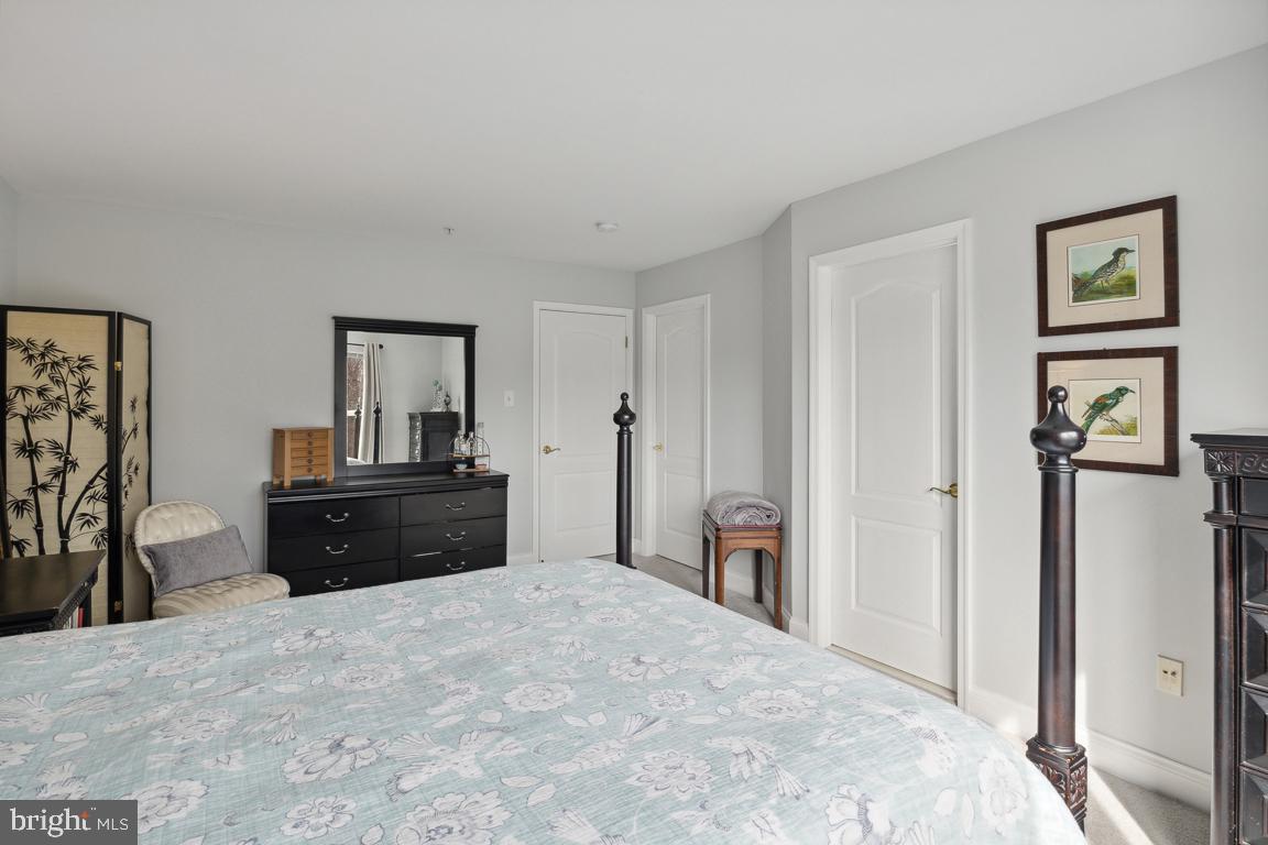 904 Kestrel Ct