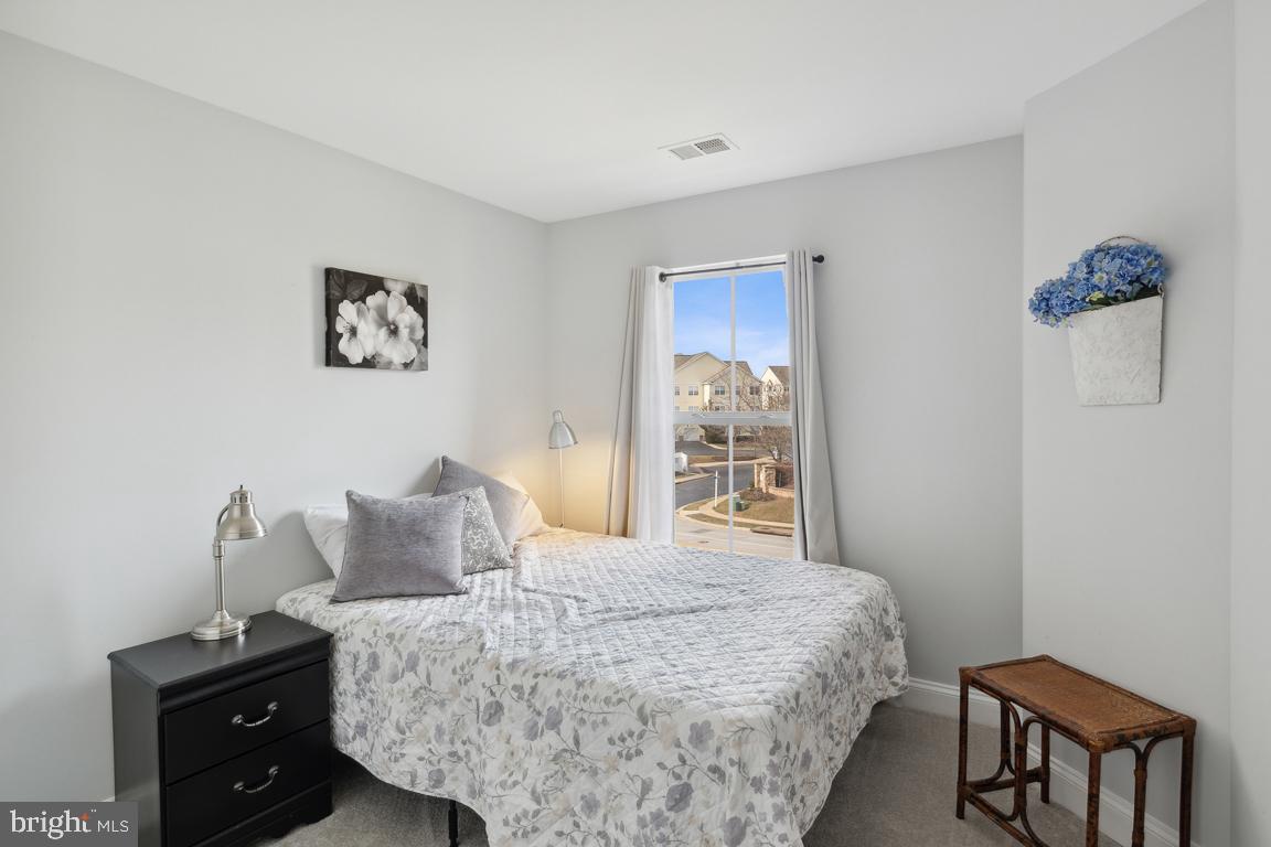 904 Kestrel Ct