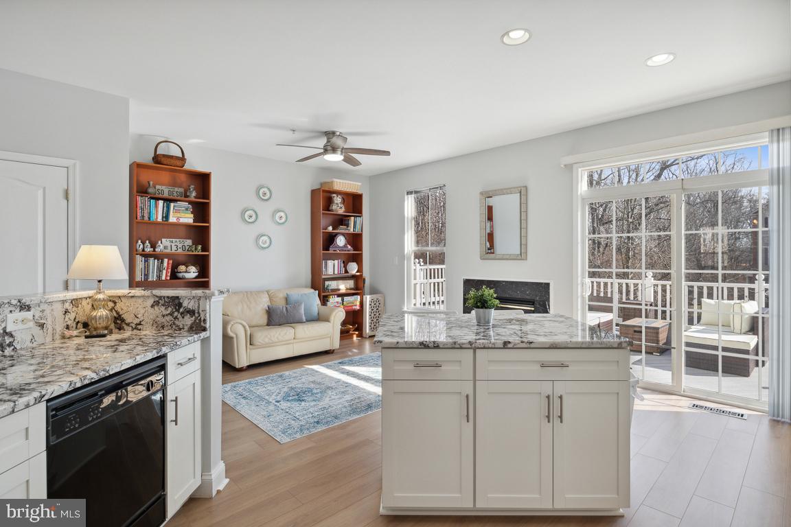 904 Kestrel Ct