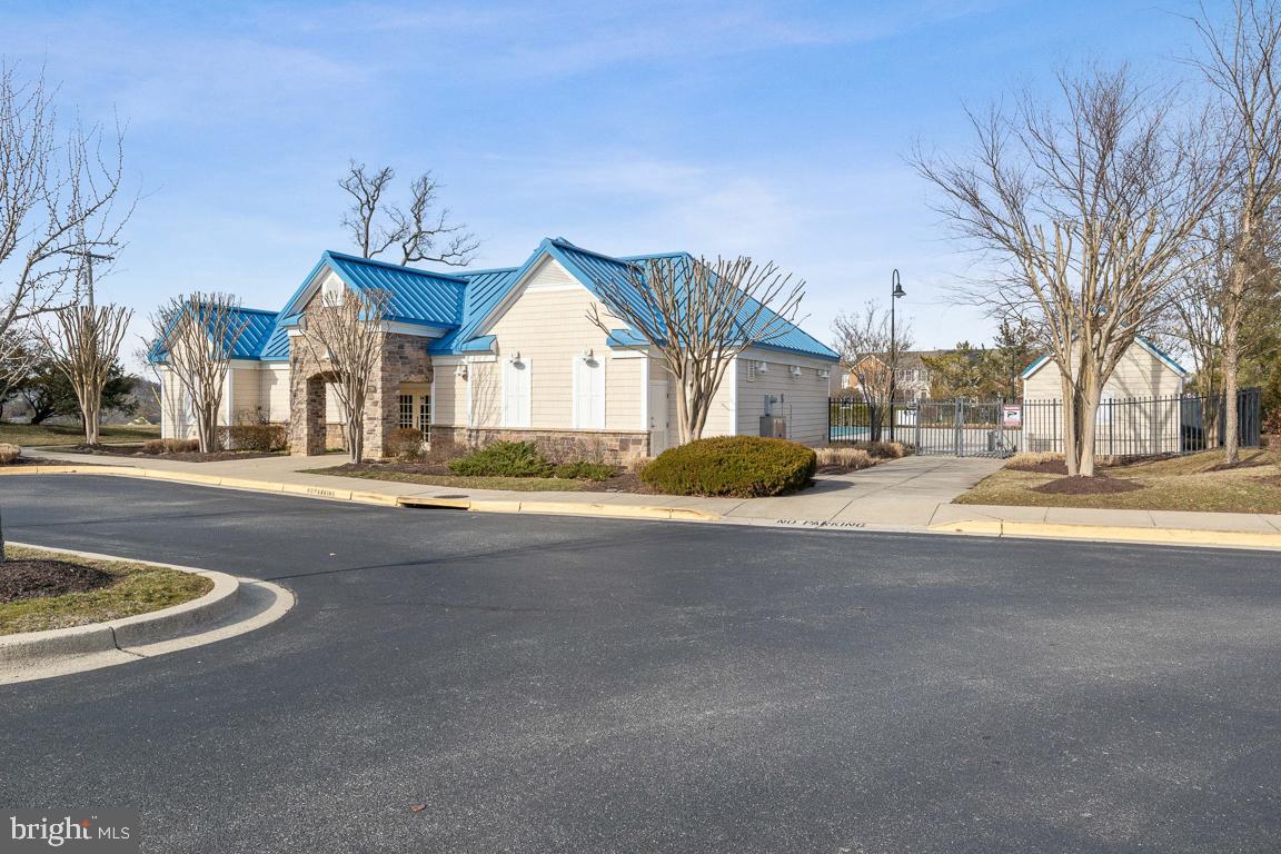 904 Kestrel Ct