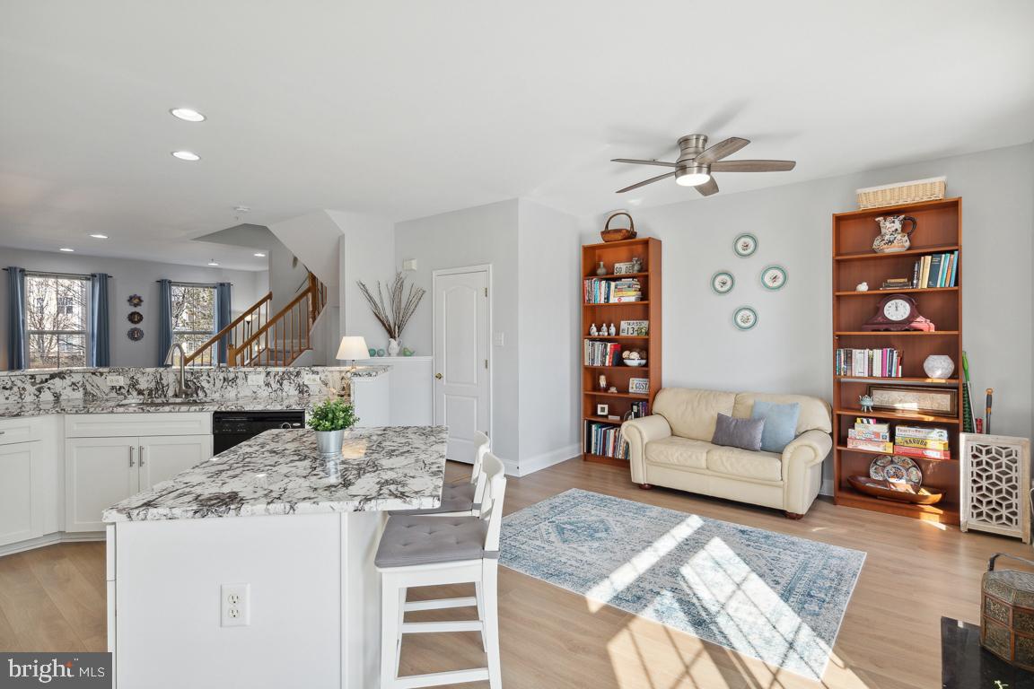904 Kestrel Ct