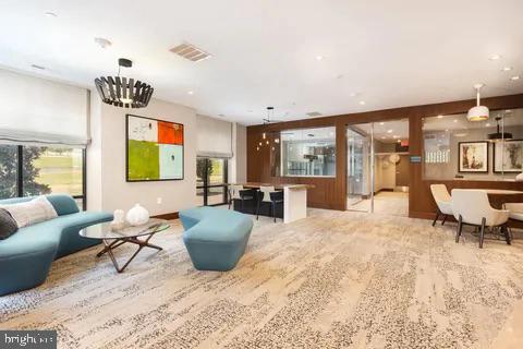 145 RIVERHAVEN DRIVE 525