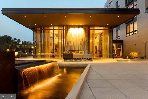 145 RIVERHAVEN DRIVE 525