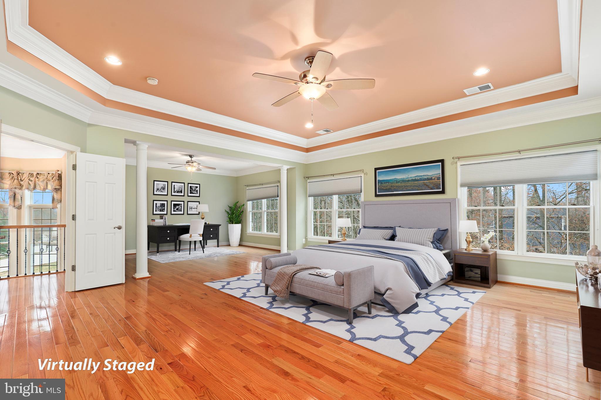 8905 Laurel Overlook Dr