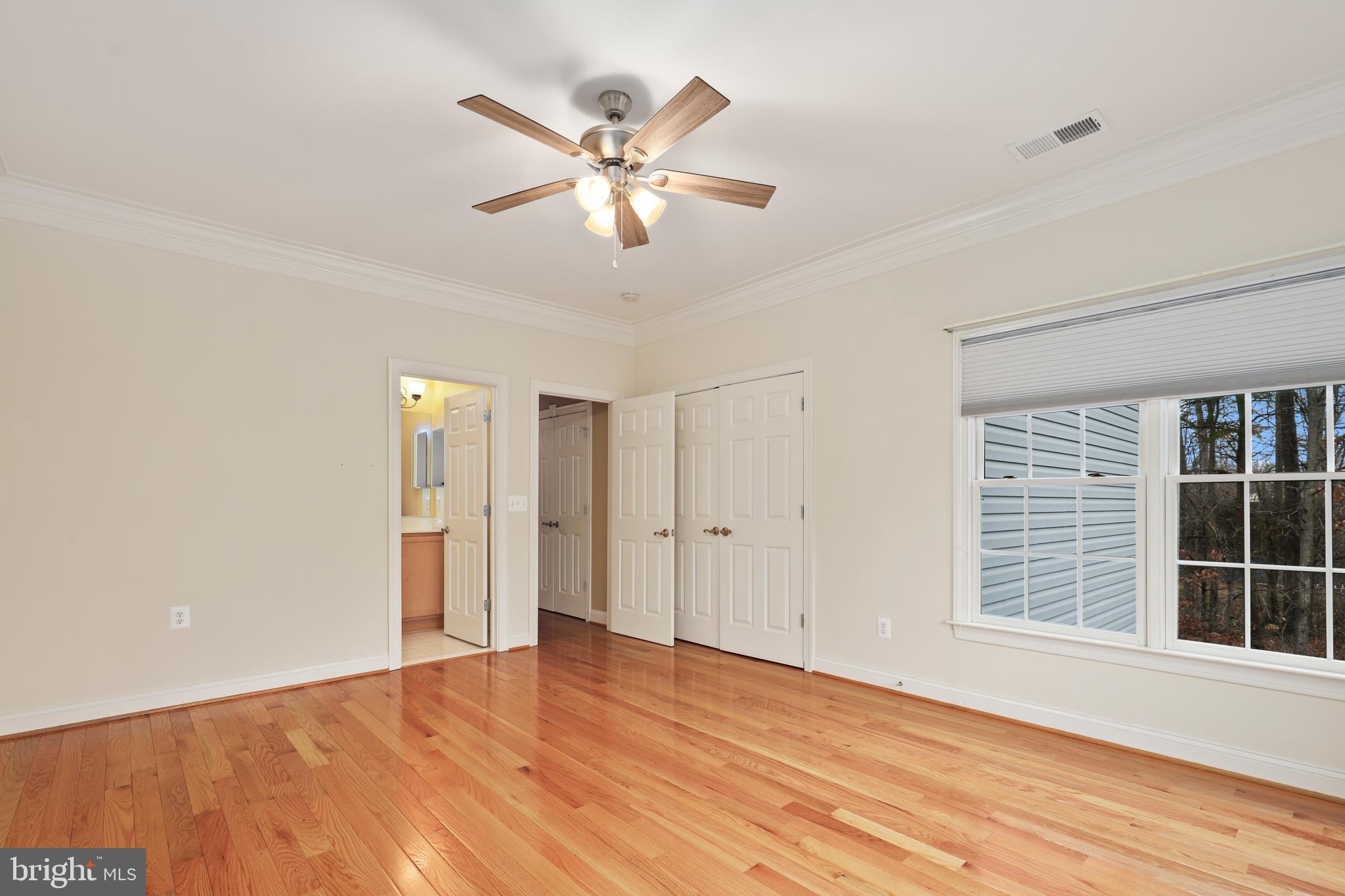 8905 Laurel Overlook Dr