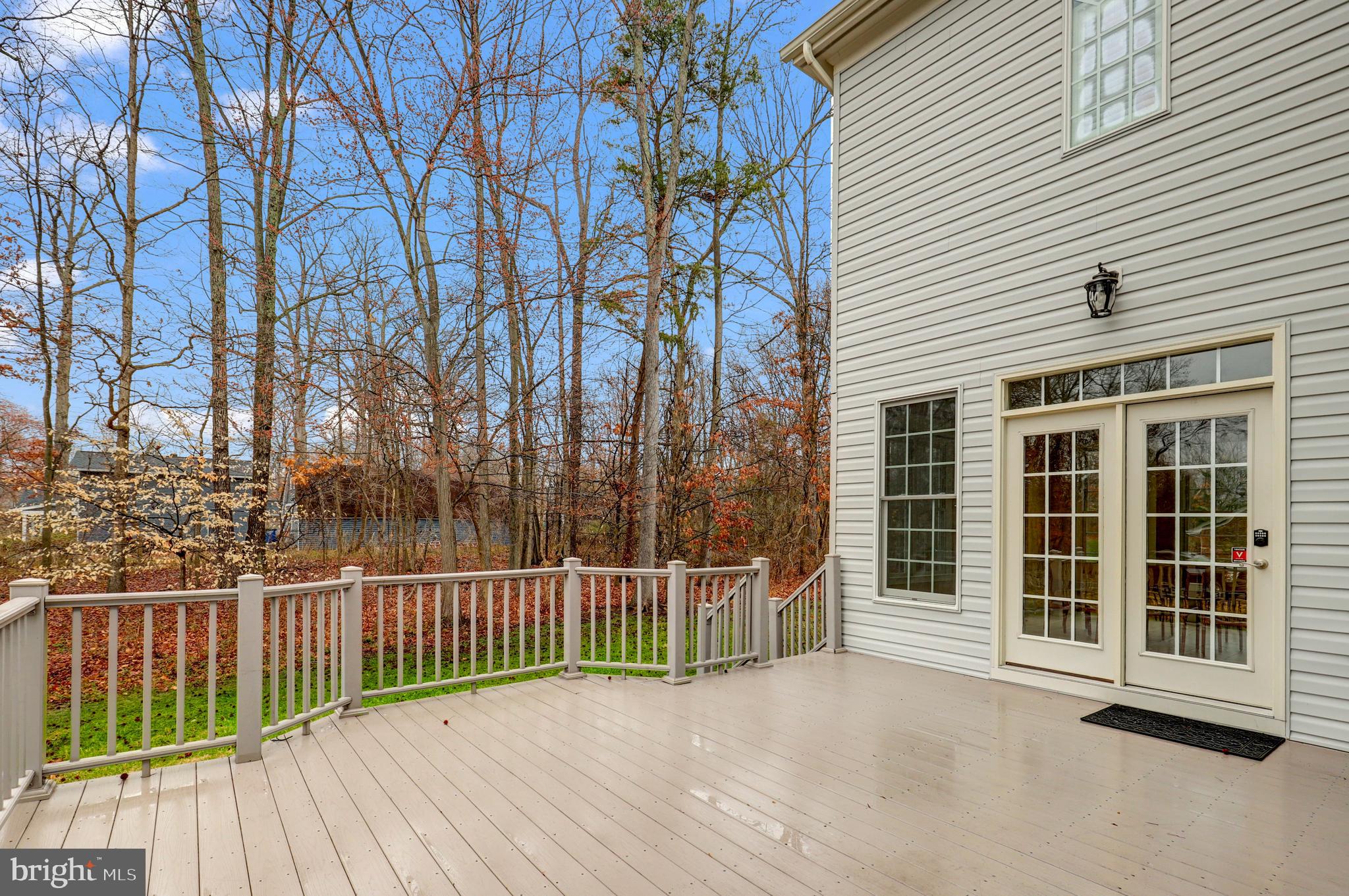 8905 Laurel Overlook Dr