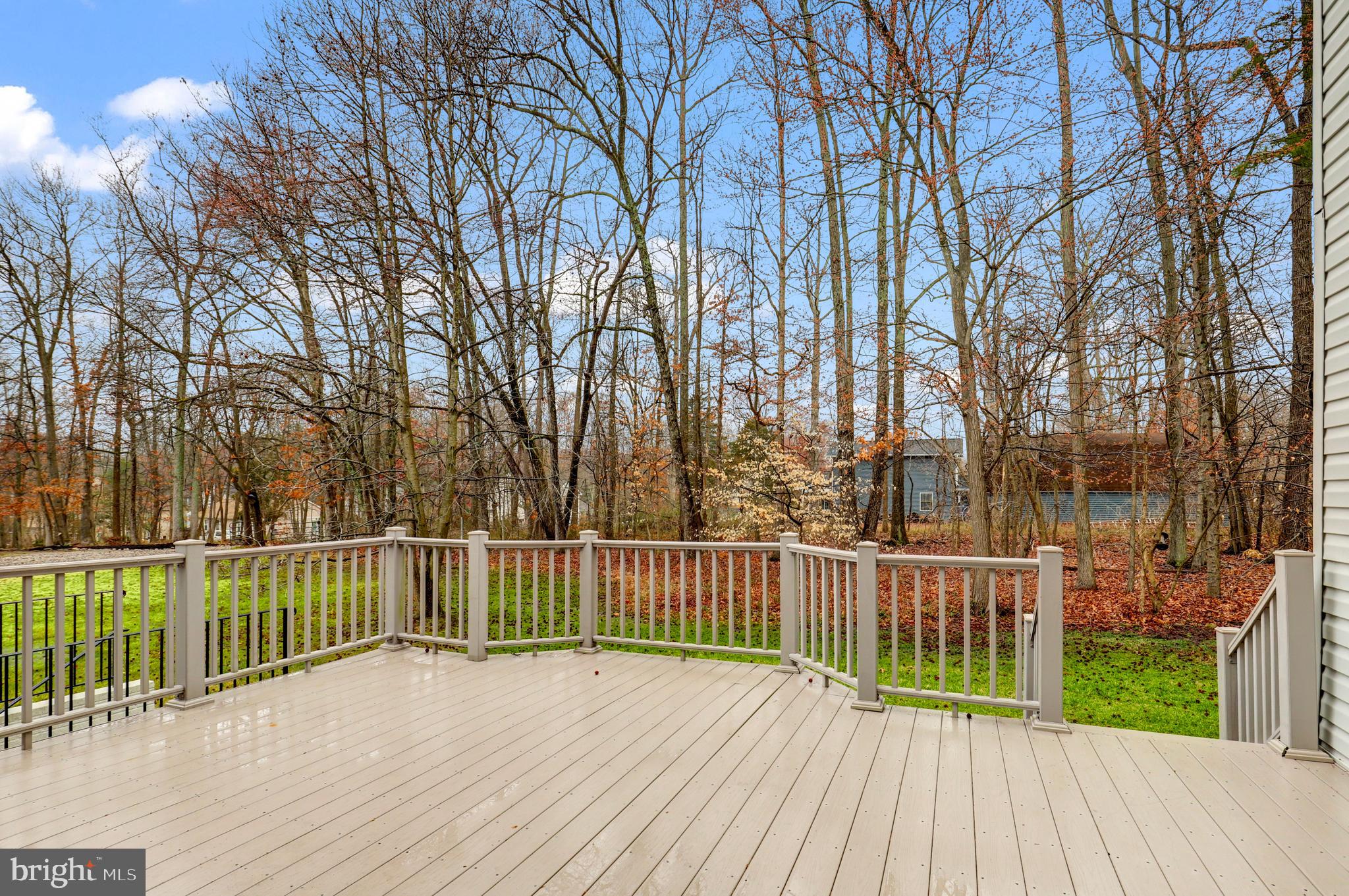 8905 Laurel Overlook Dr