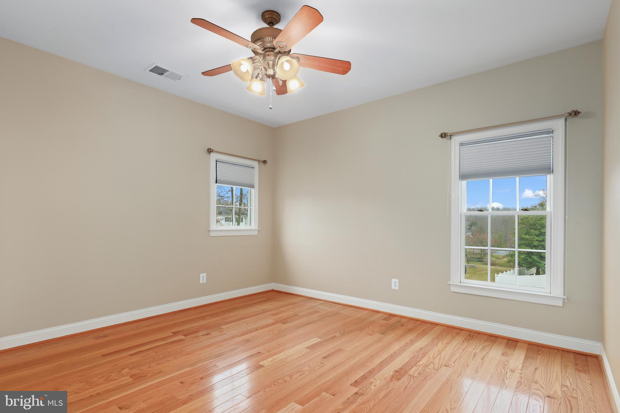 8905 Laurel Overlook Dr