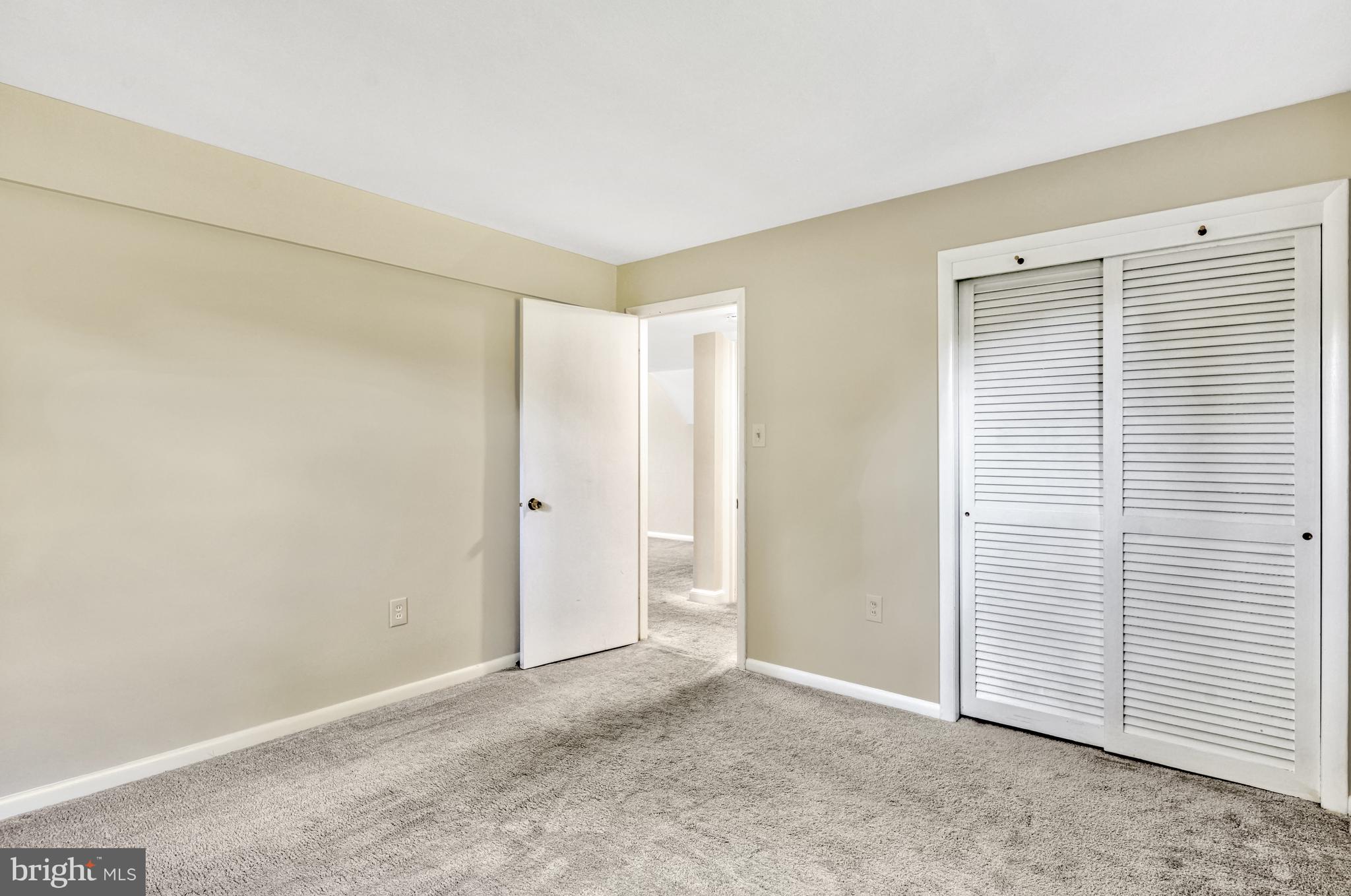 1408 MAYFLOWER DR