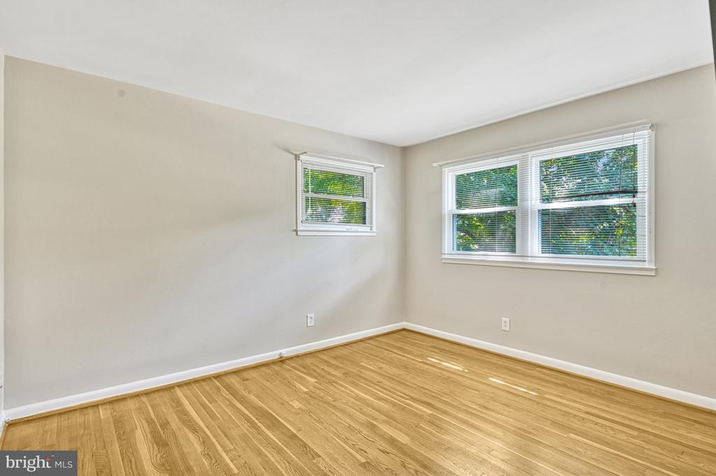1408 MAYFLOWER DR