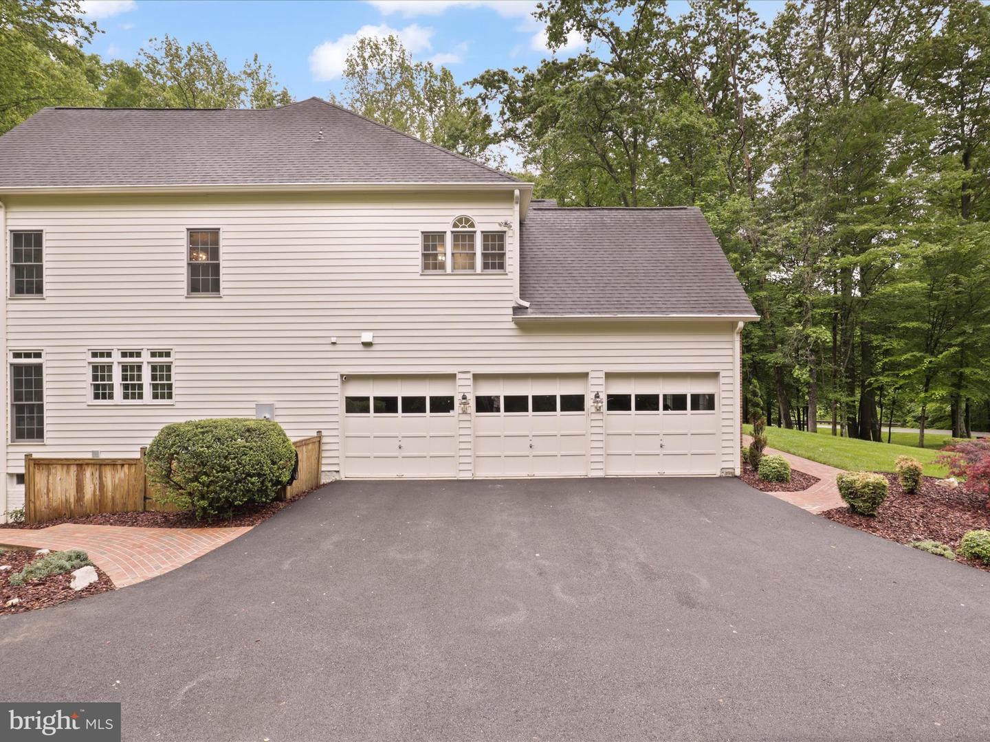 8197 Cottage Rose Ct