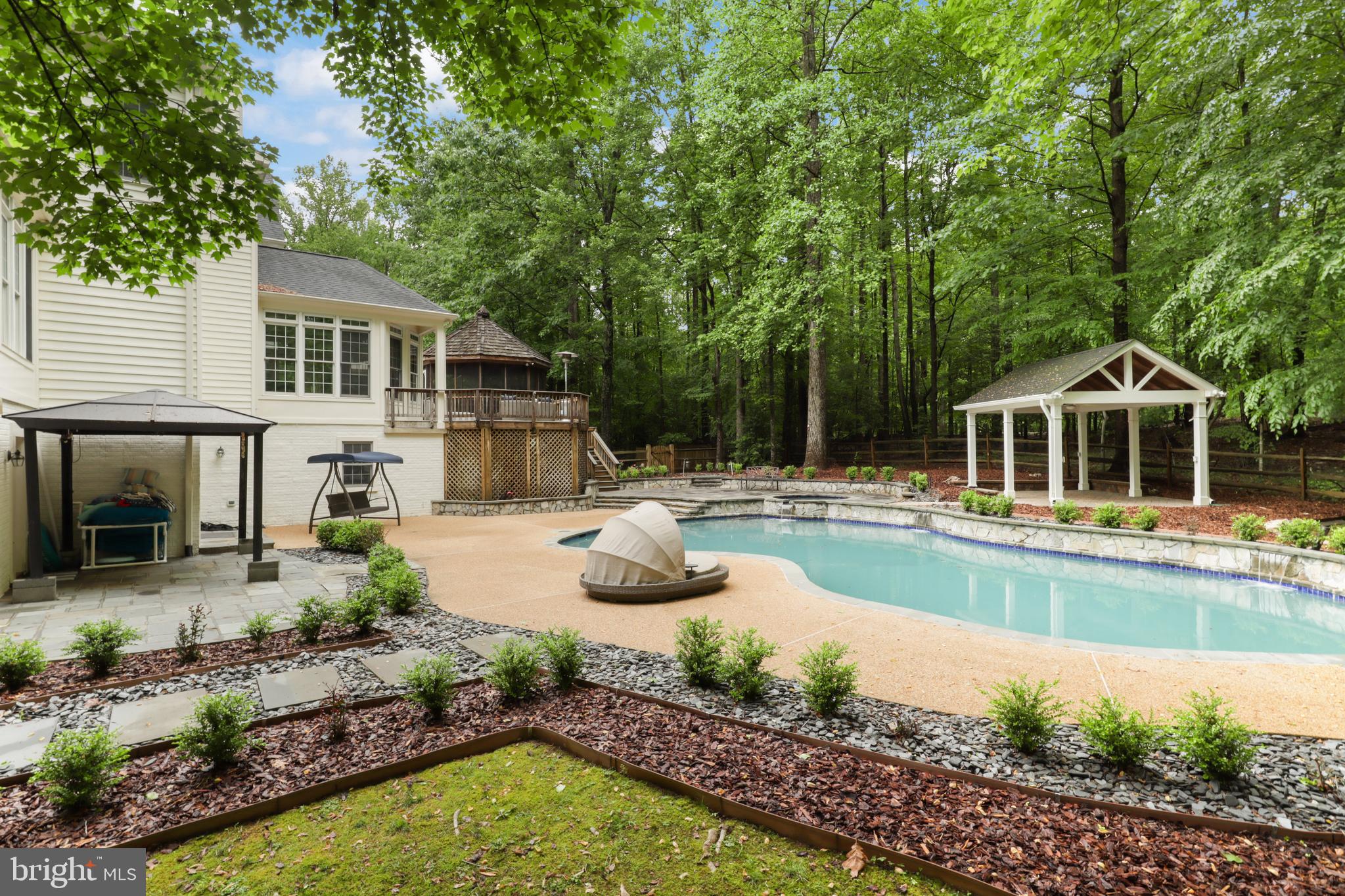 8197 Cottage Rose Ct