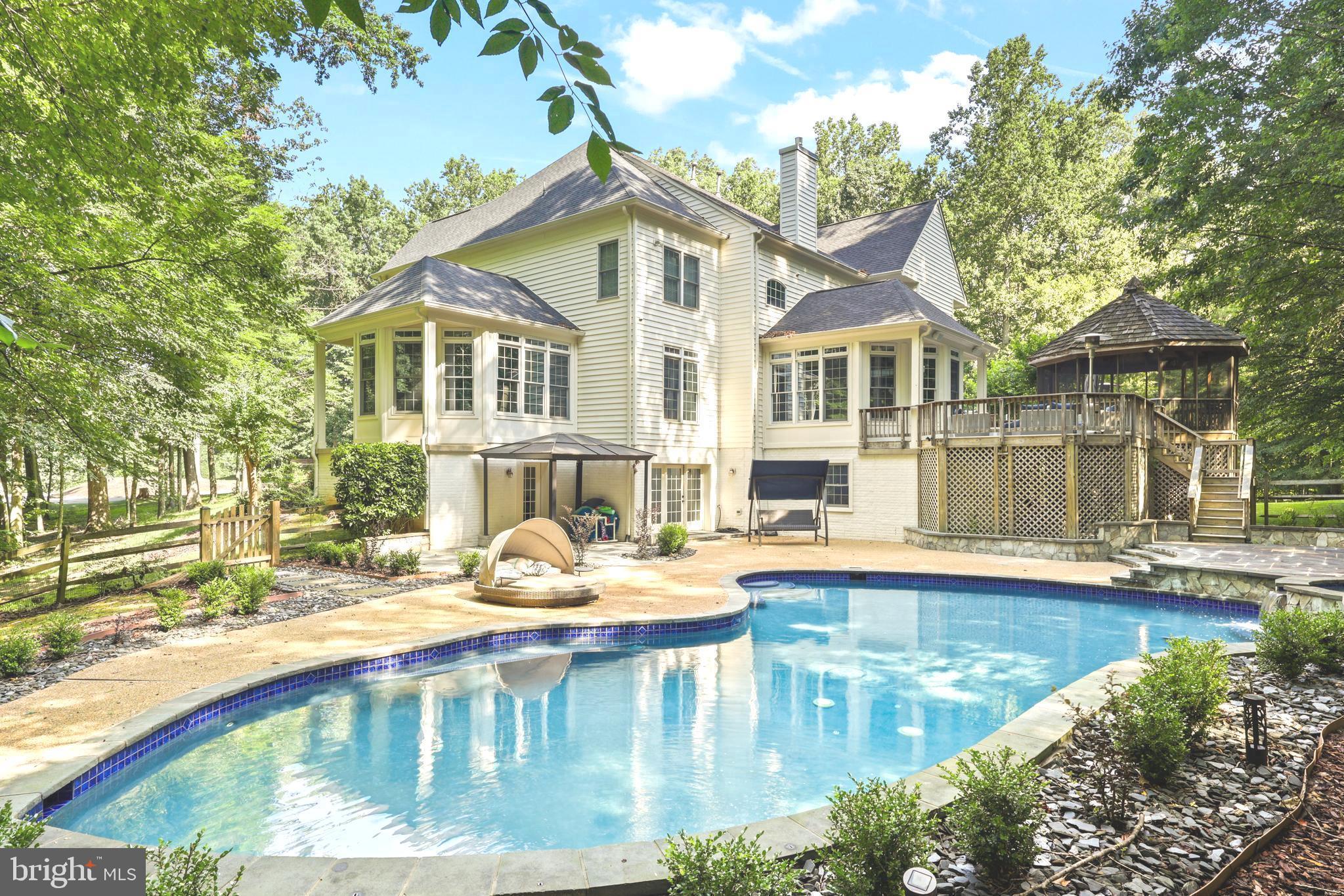 8197 Cottage Rose Ct