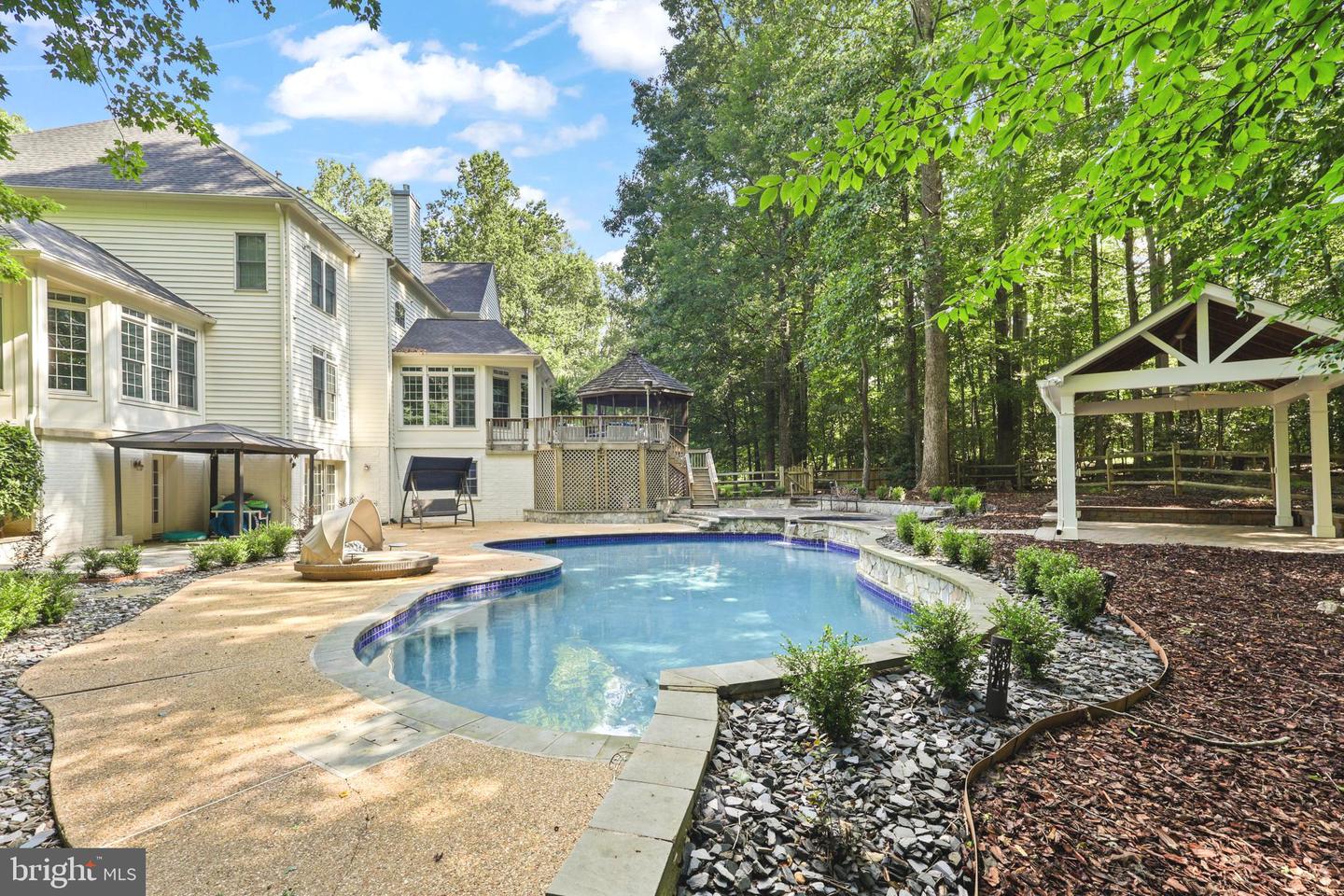 8197 Cottage Rose Ct