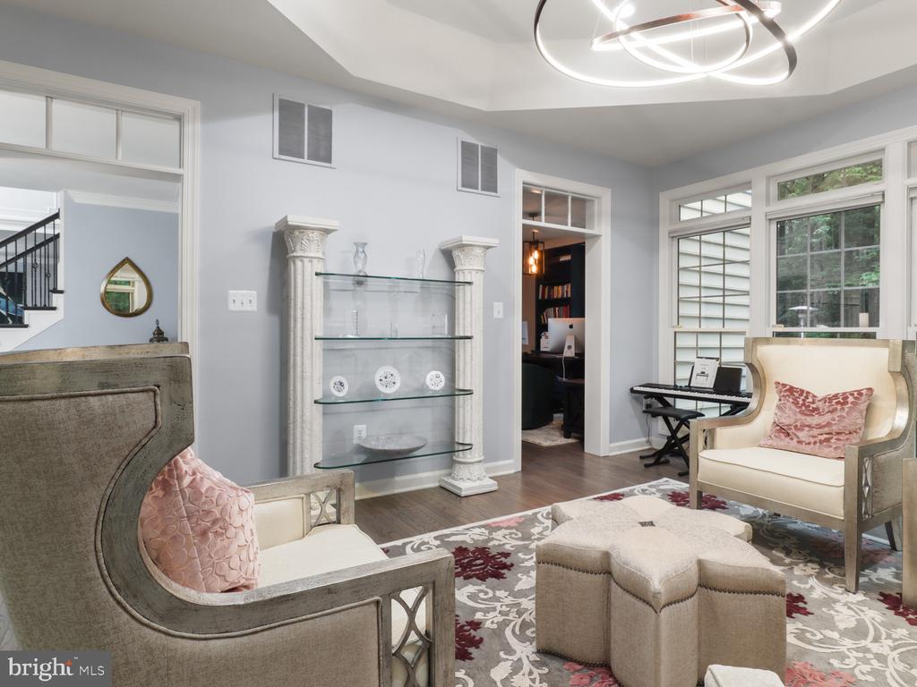 8197 COTTAGE ROSE COURT