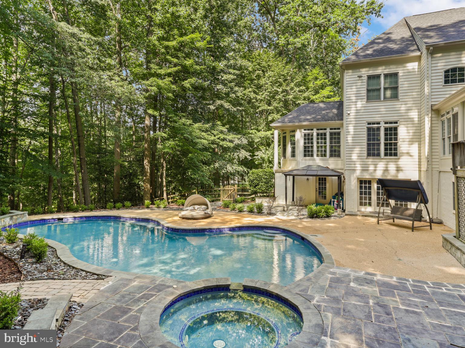 8197 COTTAGE ROSE COURT