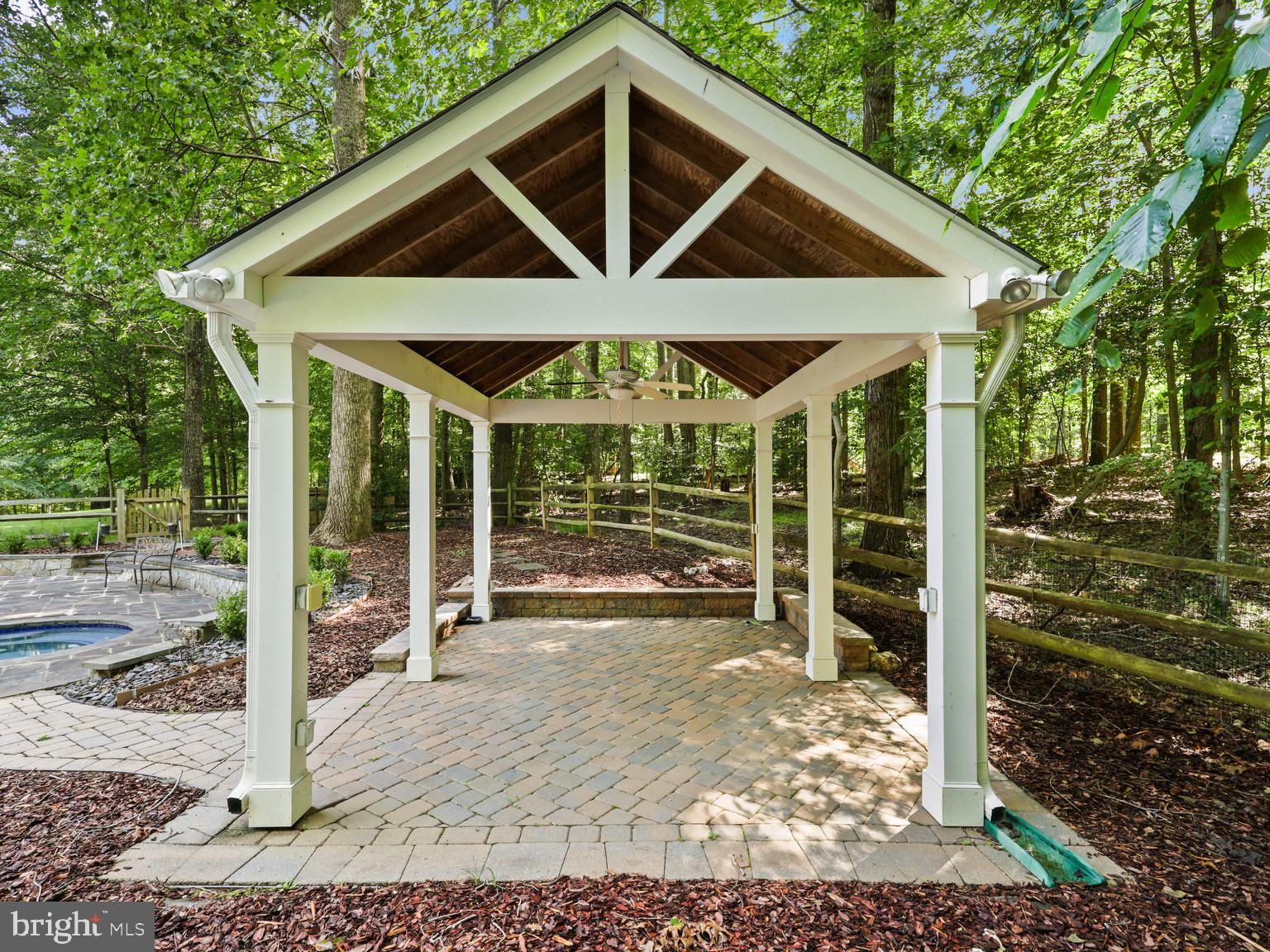 8197 COTTAGE ROSE COURT