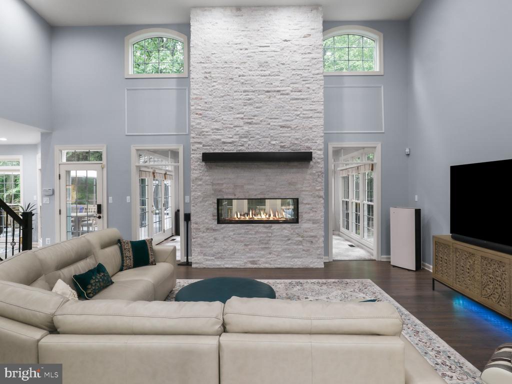 8197 COTTAGE ROSE COURT
