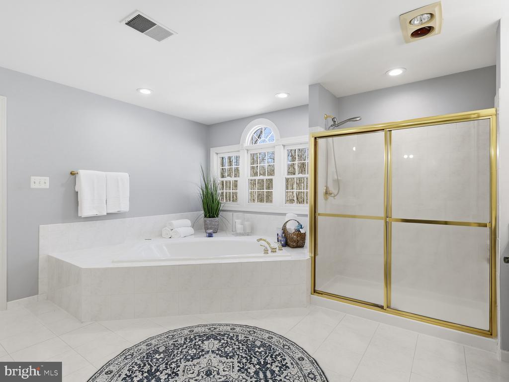8197 COTTAGE ROSE COURT