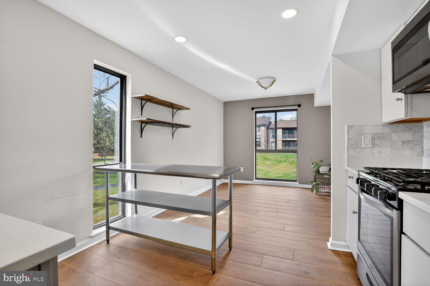 2018 COLTS NECK ROAD 10/11B