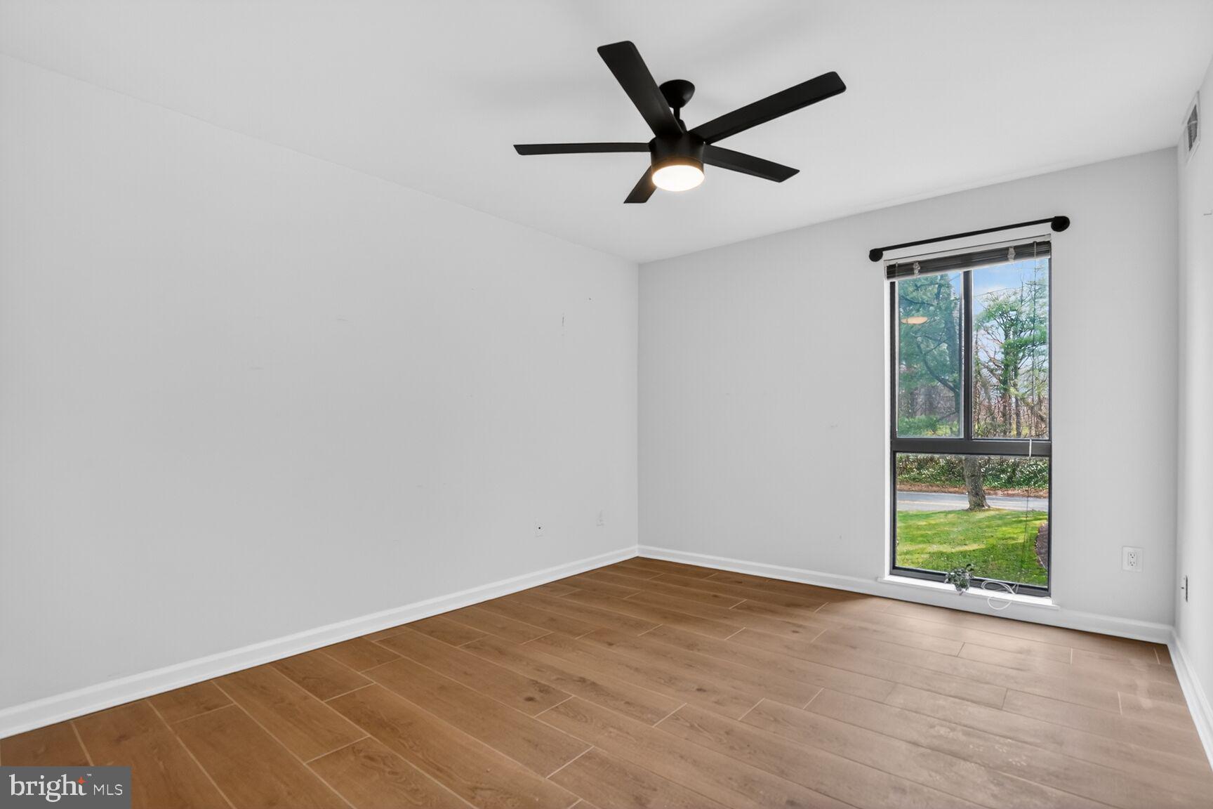 2018 COLTS NECK ROAD 10/11B