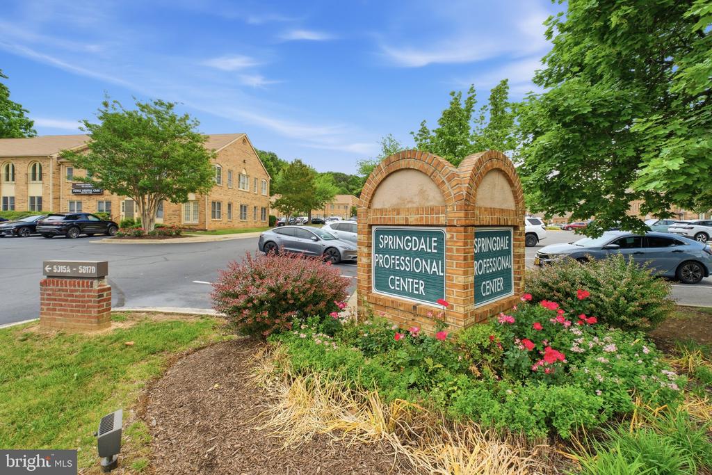5051 BACKLICK ROAD A & B