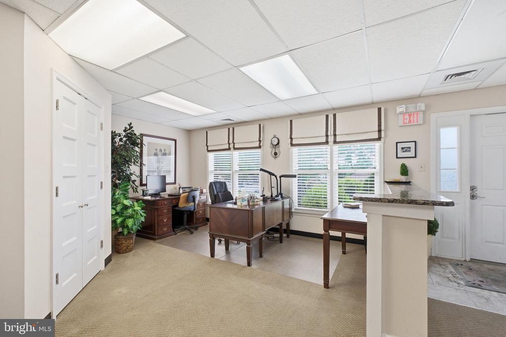 FAIRFAX Unit: 5051-B