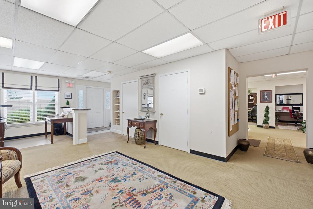 FAIRFAX Unit: 5051-B