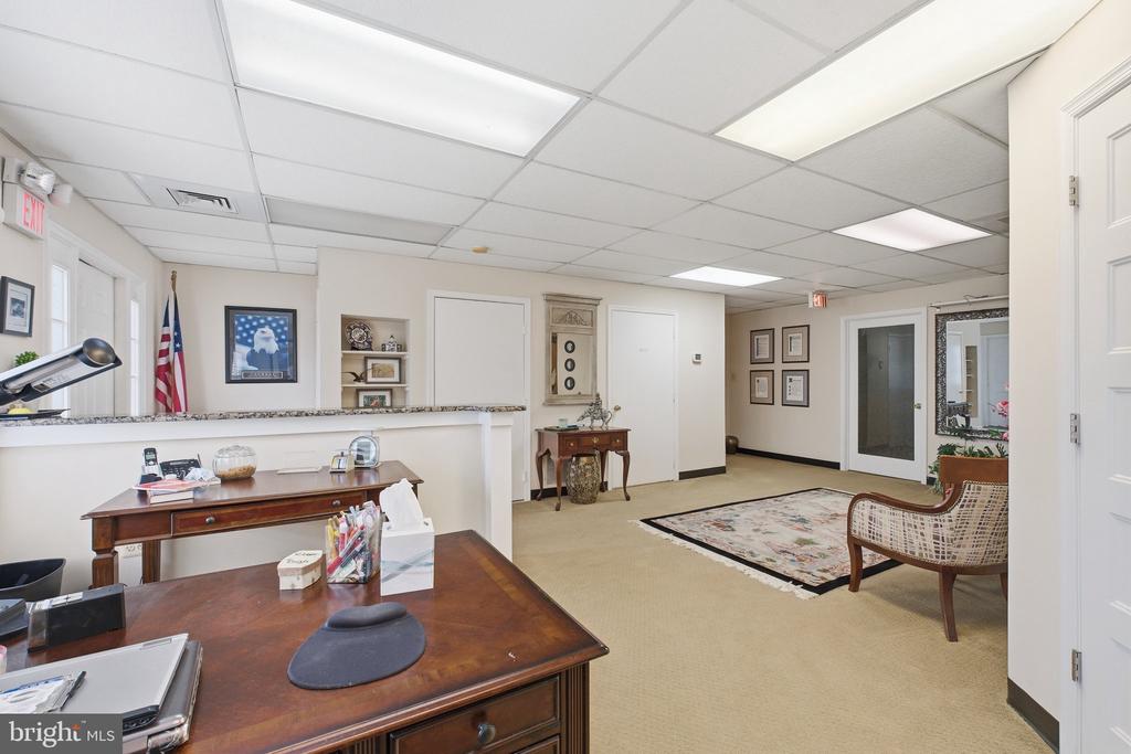 FAIRFAX Unit: 5051-B