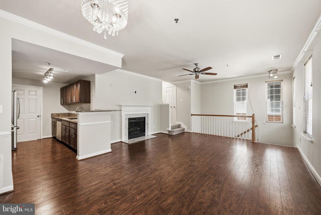 8986 HARROVER PLACE Unit: 86B