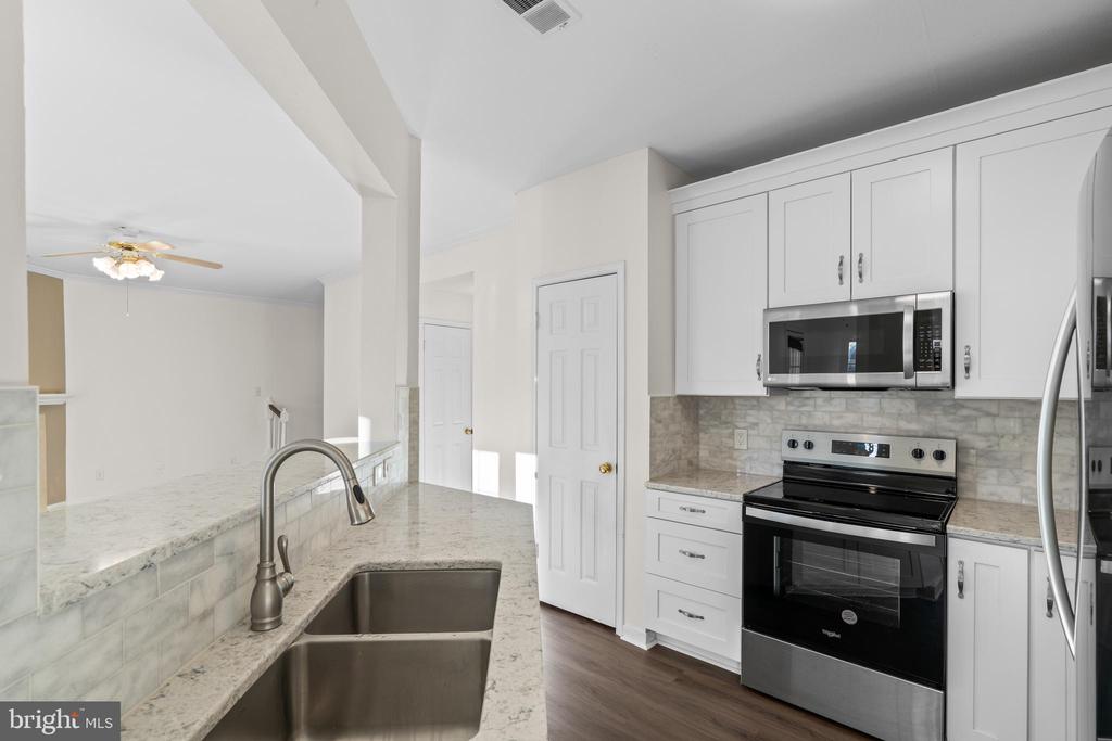 664 GATEWAY DRIVE SE 314