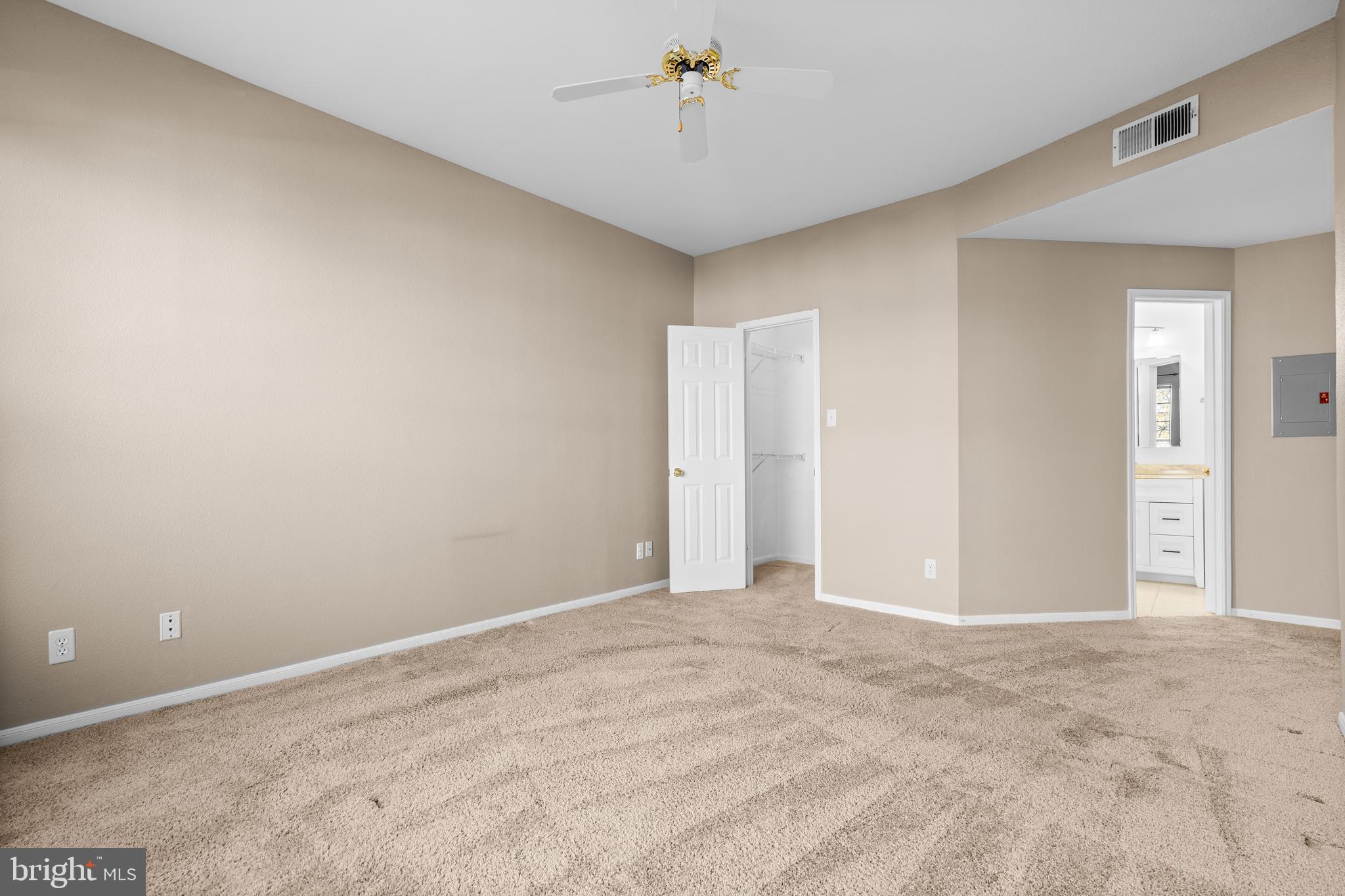 664 GATEWAY DRIVE SE 314