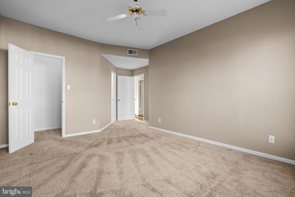 664 GATEWAY DRIVE SE 314