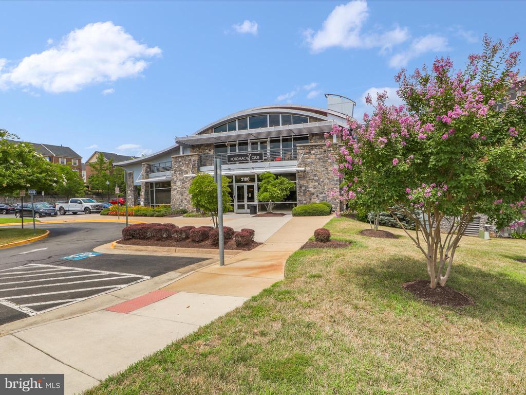 14809 Potomac Branch Dr